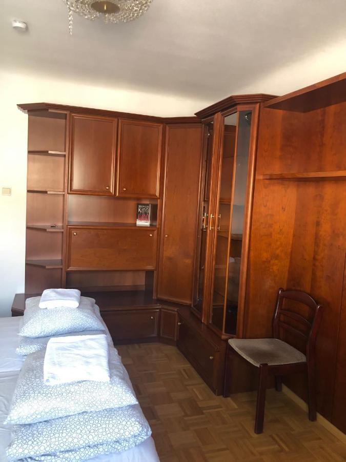 A Private Room In A Shared Apartment Wien Ngoại thất bức ảnh